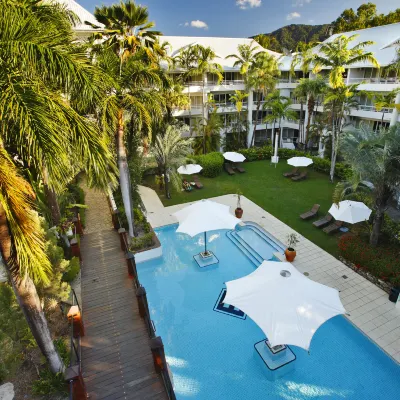 Alamanda Palm Cove by Lancemore Hotels near Harry Doyle Pickles winter off leash dog beach