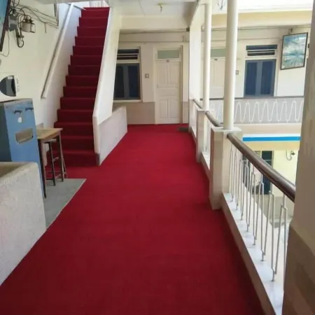 Zulfiqar Hotel