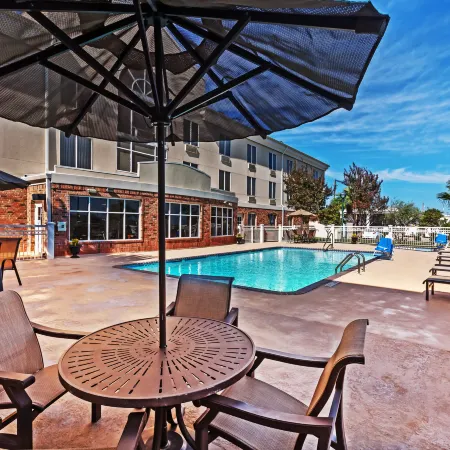 Holiday Inn Express & Suites EAGLE PASS by IHG