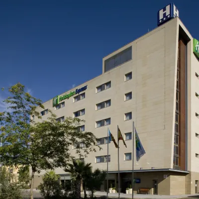 Holiday Inn Express VALENCIA - BONAIRE by IHG Hôtels à proximité de : Palais vélodrome Luis Puig