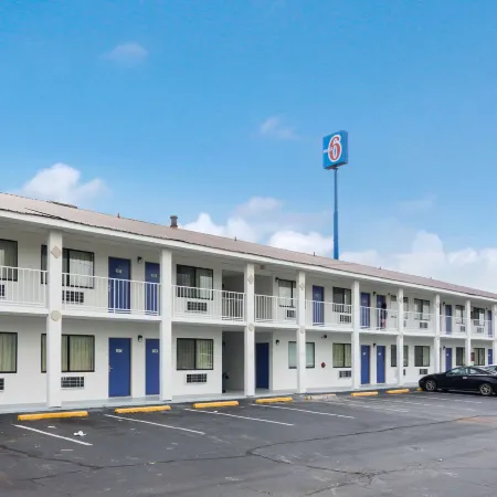 Motel 6 Bremen, GA Отели в г. Харальсон