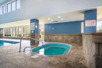 Holiday Inn Express & Suites Bedford