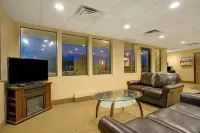 Super 8 by Wyndham Melrose Hotels in Albany
