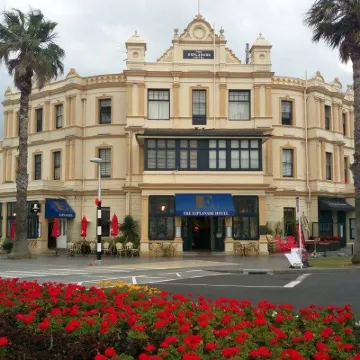 The Esplanade Hotel Hôtels à proximité de : Tête du nord