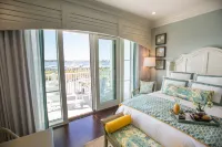 The Beach Club at Charleston Harbor Resort and Marina - balcony