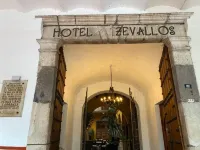 卡薩澤瓦洛斯精品酒店