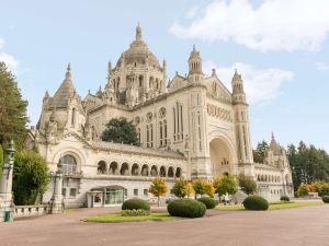 The Originals City, Hôtel Cathédrale, Lisieux (Inter-Hotel)