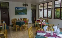 Hotel Villa Maguana Hotels near Playa Duaba.