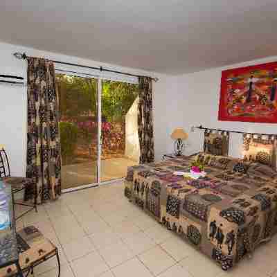 Royal Saly Rooms
