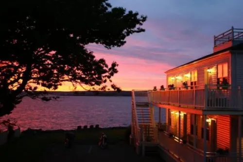 Come from Away B&B - Ocean View