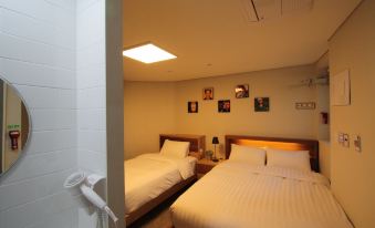 Nabi Hostel