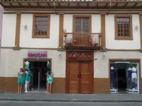 Hotel Mariscal Inn & Suite