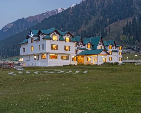 Country Inn and Suites by Radisson, Sonamarg Hotels in Ganderbal
