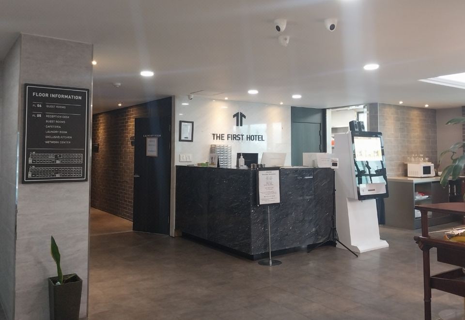 창원 더 퍼스트 호텔 객실 전경