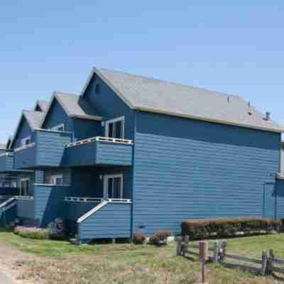 Surf and Sand Lodge Hotel Exterior