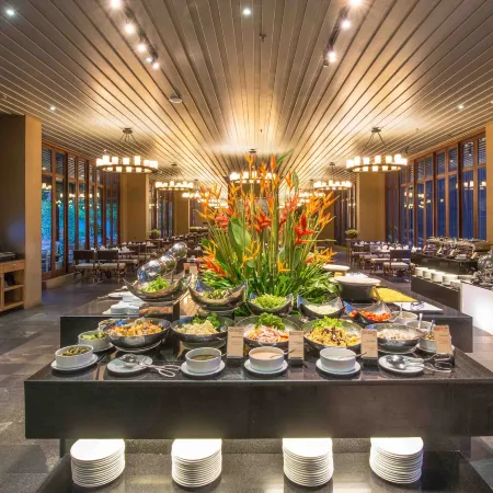 SUNSURI PHUKET, Nai Harn Beach Отели рядом с достопримечательностью «Мыс Промхтеп»
