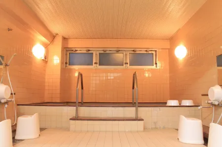 T and K Hostel Kobe Sannomiya East Отели рядом со станцией Okamoto Railway Station