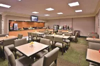La Quinta Inn & Suites by Wyndham Kingsport TriCities Airpt Hotels in Sullivan County
