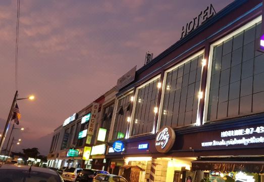 5. 비즈 호텔 바투..