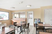 OYO Hotel Tulsa International Airport Hotels in Tulsa