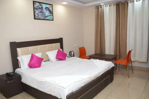 Hotel Kiran Sidcul Hotels in Bahadrabad