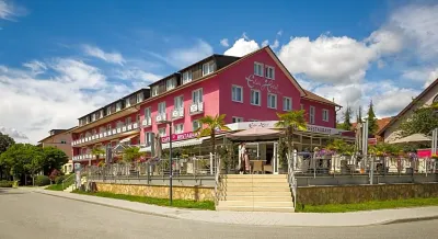 Eden Hotel فنادق في Bad Krozingen