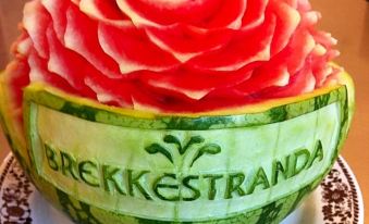 Brekkestranda Fjordhotel