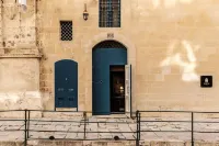 Iniala Harbour House and Residences Hotels near Upper Barrakka