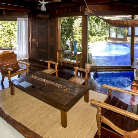 Sombra e Água Fresca Resort