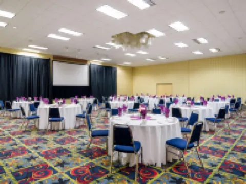 Red Lion Hotel & Conference Center Cheyenne Hotels in Cheyenne