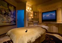 Peppermill Resort Spa Casino - spa