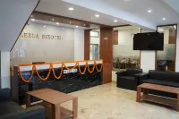 Leela Bizotel فنادق في Junagadh