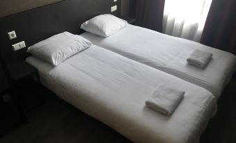 5. 버짓 호텔 마노..