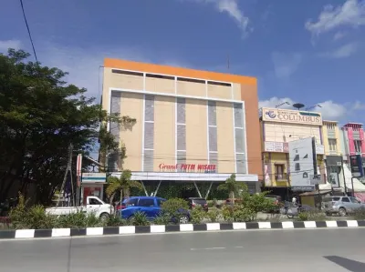 Putri Wisata Hotel Hotel a Kambu