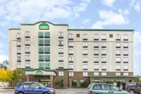 Wingate by Wyndham Regina Hotels near Wascana Centre Park