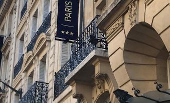 Paris France Hotel 객실