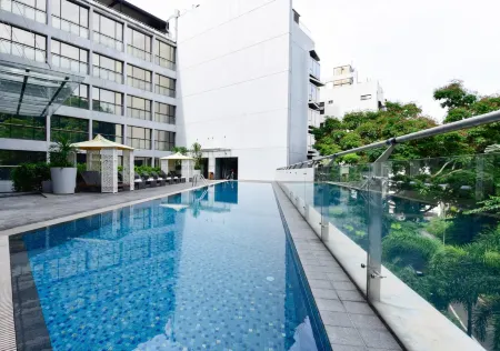 Travelodge Harbourfront Singapore Отели рядом с достопримечательностью «E-Waves Fishbyte Pte Ltd»