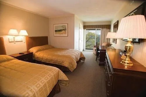 Pinestead Reef Resort