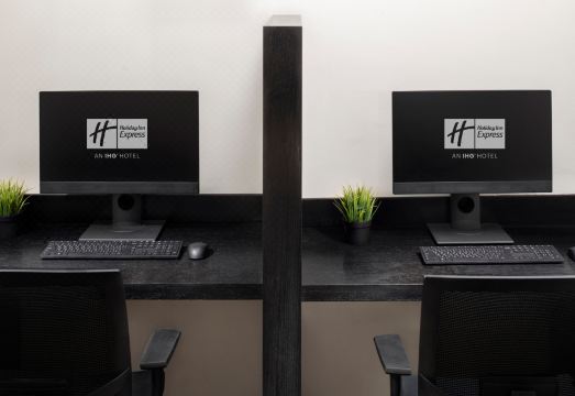 홀리데이 인 익스프레스