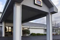 AmericInn by Wyndham Bay City Hotel a Monitor charter Township