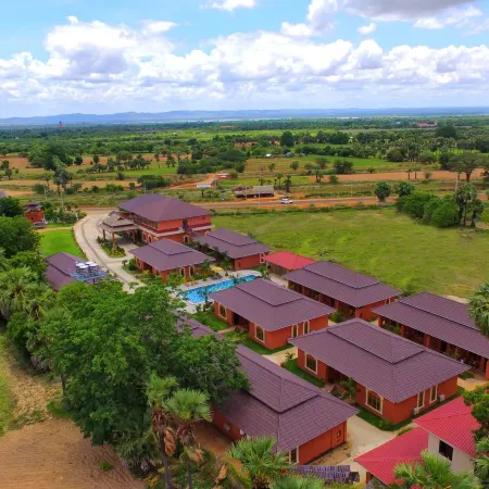 Bagan Emerald Hotel Отели в г. Баган