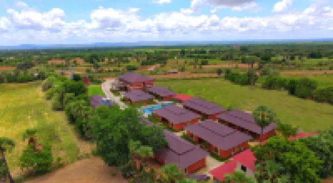 โรงแรมเอมเมอรัลด์ พุกาม โรงแรมใกล้หอชมวิวพุกาม