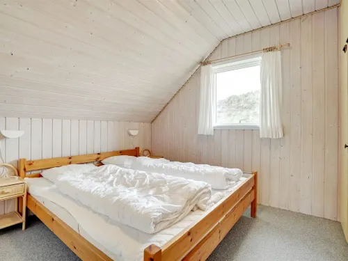 "Felina" -  from the Sea