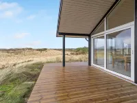 "Marjorie" - 400m from the Sea - 4-Star