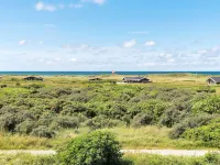 "Elvie" - 200m from the Sea