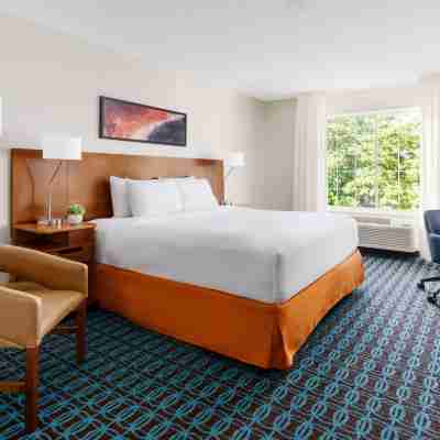 Fairfield Inn & Suites Houston the Woodlands Rooms