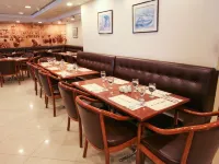 Hotel Grand Pacific Hotels near Victoria
