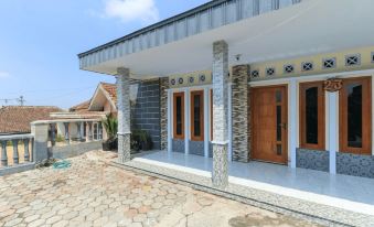 Homestay Pelangi Batu