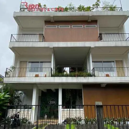 Rion Hostel Bogor