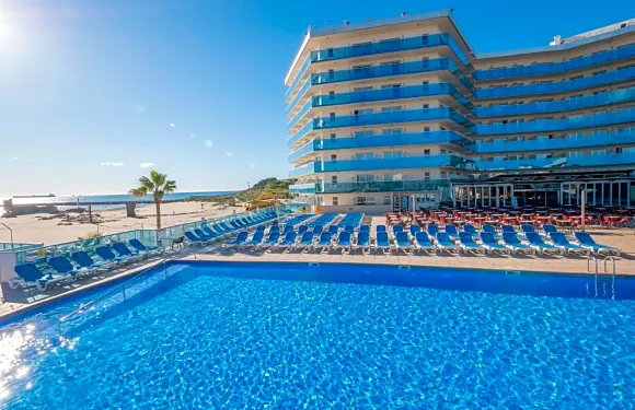 多內爾海灘黃金酒店